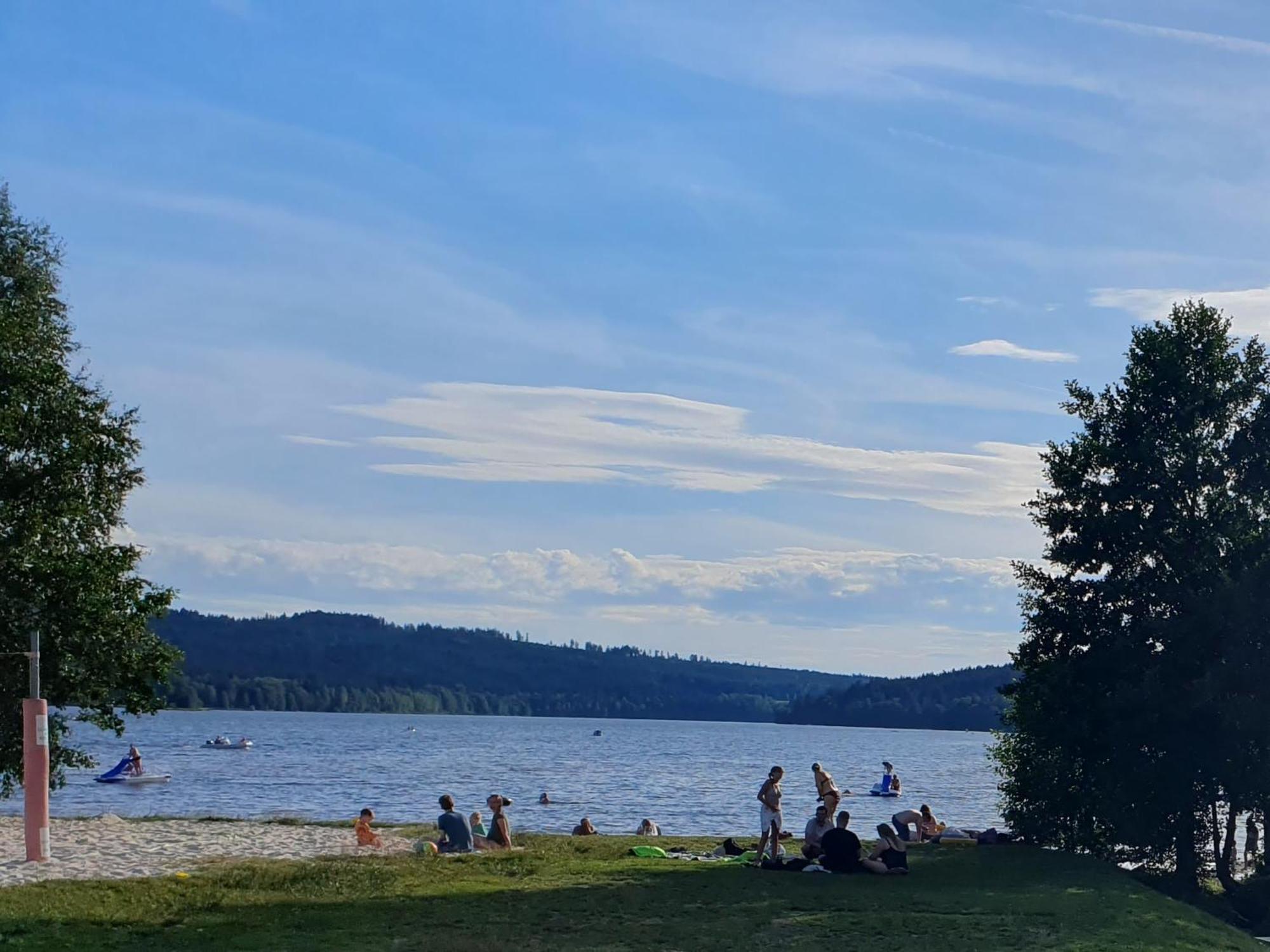 Mezonet Lipno Nad Vltavou Apartment ภายนอก รูปภาพ